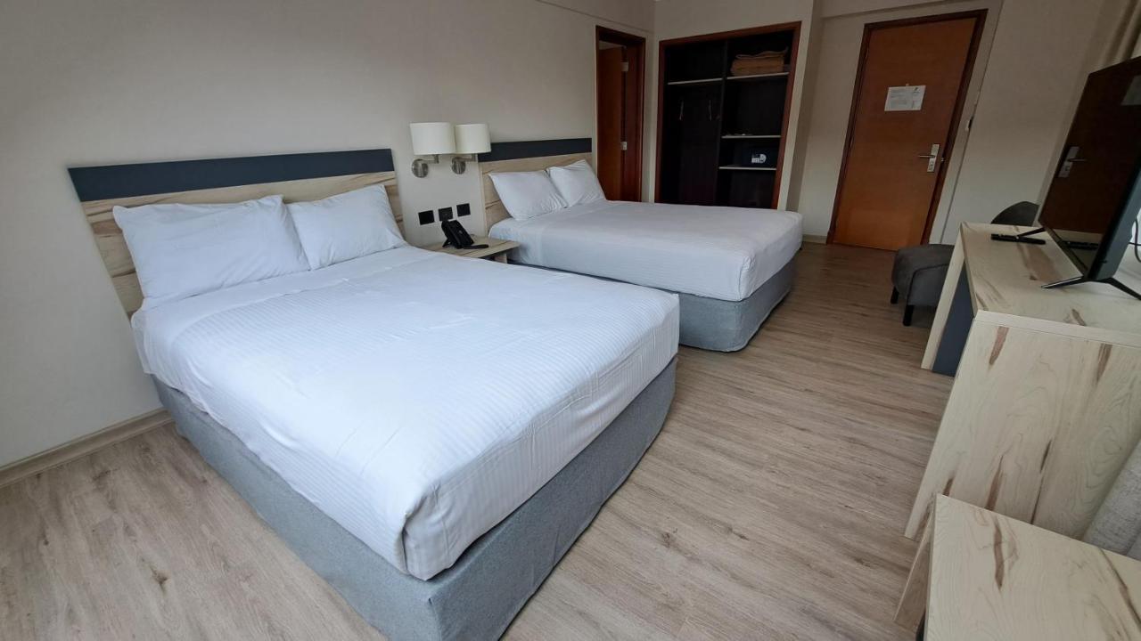 Hotel Diego De Almagro Castro Esterno foto