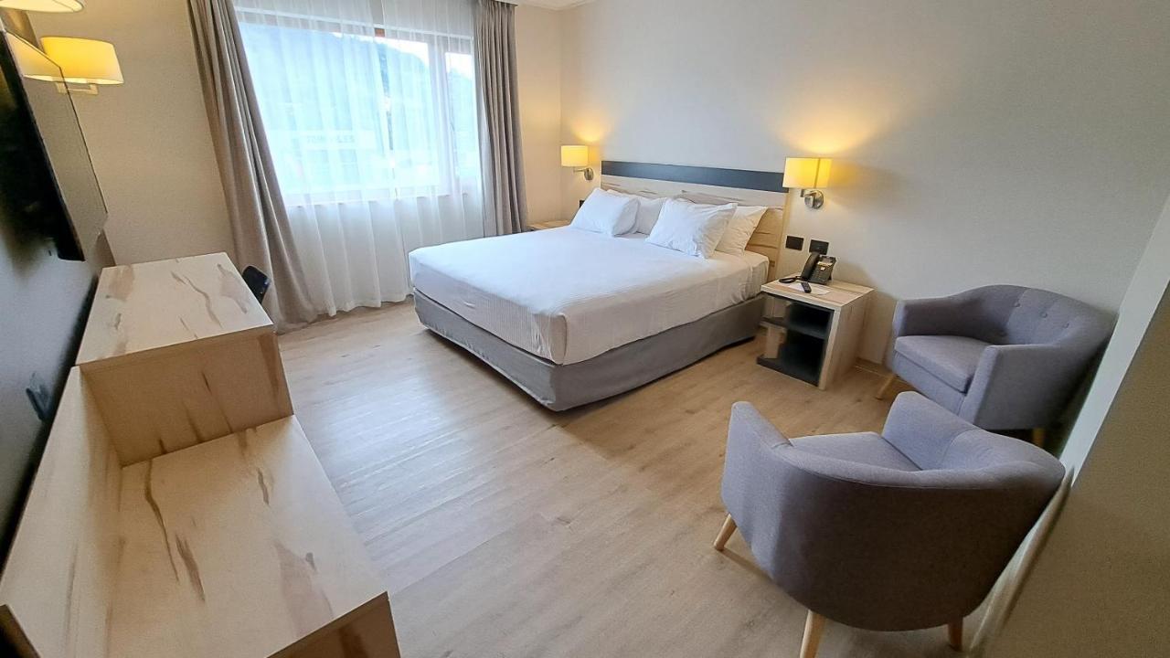 Hotel Diego De Almagro Castro Esterno foto